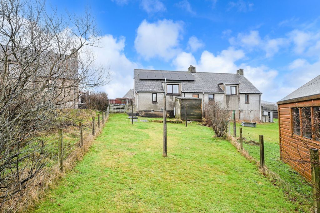 Property photo 2 of 29