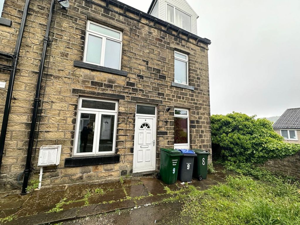 Property photo 1 of 7 Picture No. 17