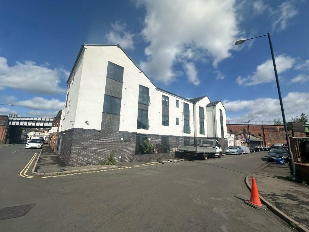 Property photo 1 of 7 Court Street External.Jpeg