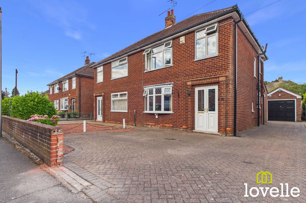 Property photo 1 of 26