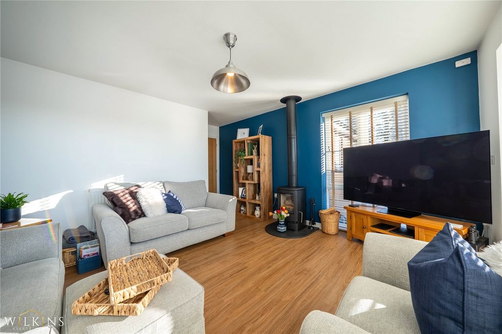 Property photo 3 of 28 Picture No. 48