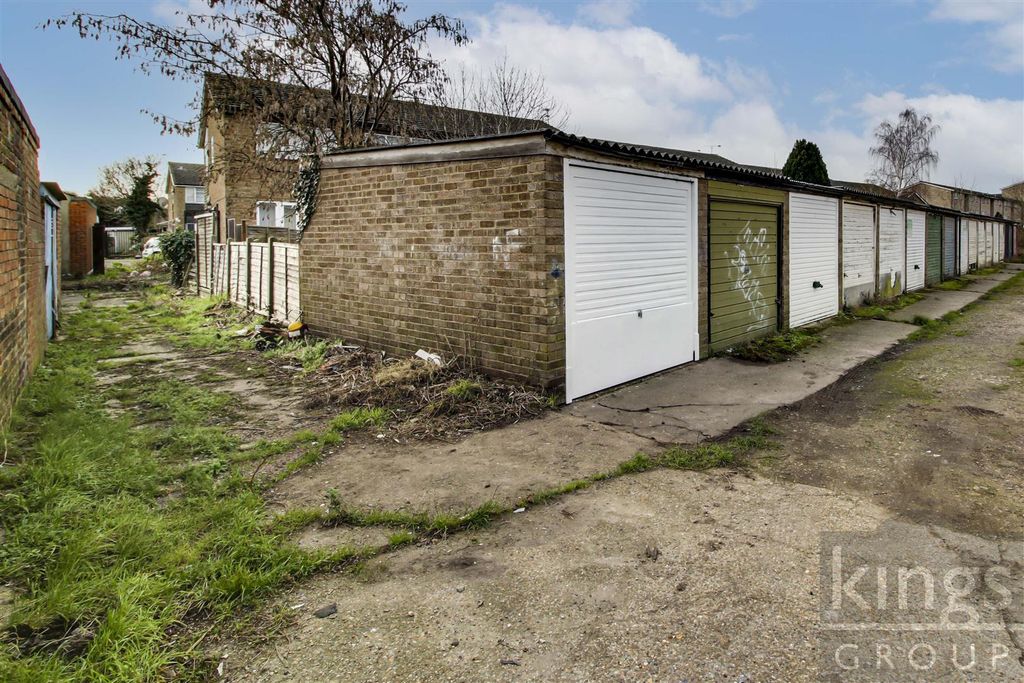 Property photo 3 of 16