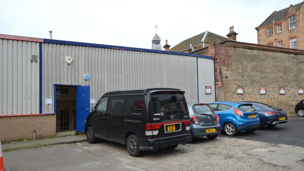 Property photo 1 of 8 Allied-Surveyors-Scotland-7 Sandport Place- Wareho