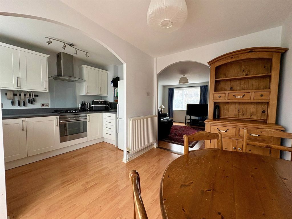 Property photo 3 of 14 Picture No. 11