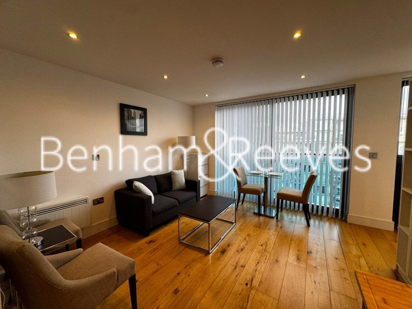 Property photo 1 of 6