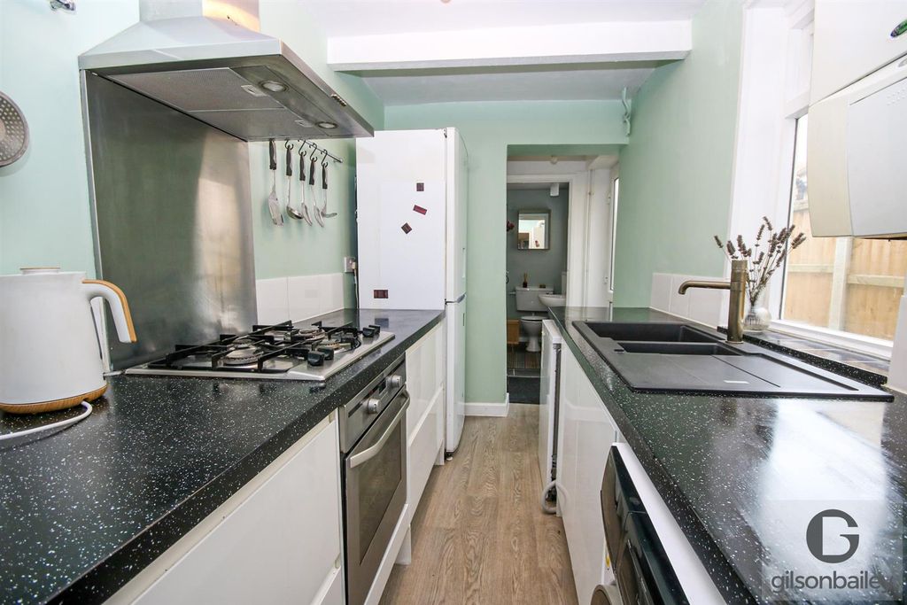 Property photo 3 of 17 Img_6587-2.Jpg