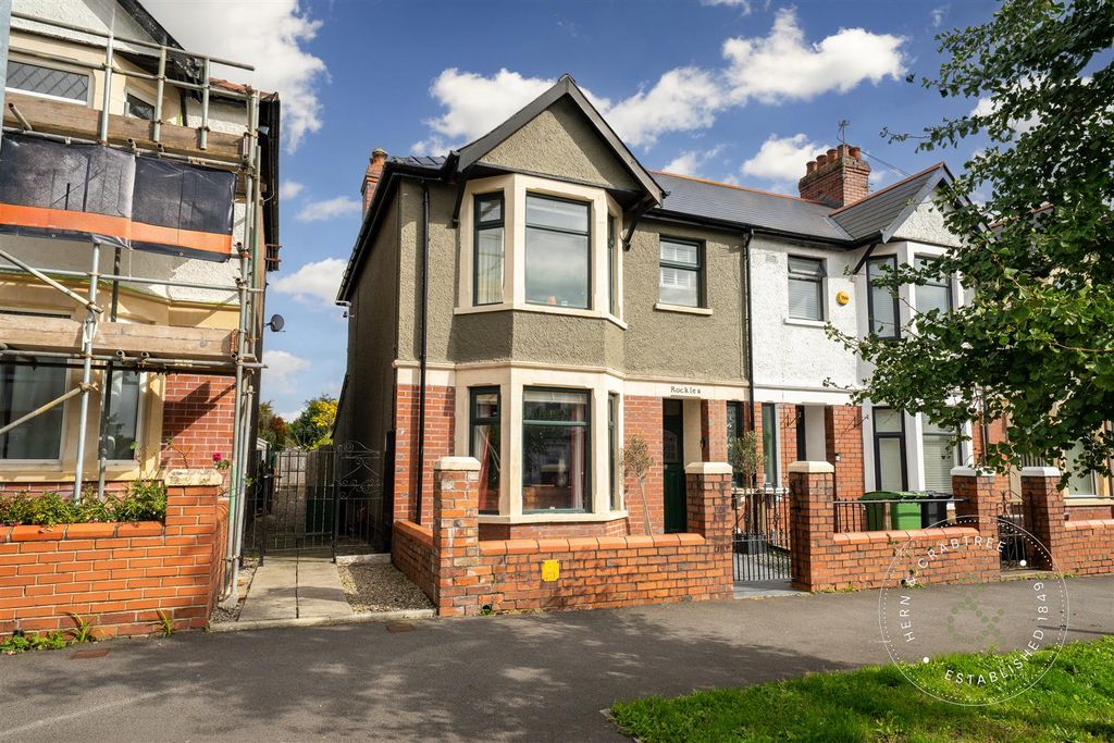 Property photo 1 of 43 New Caerphilly Road (1).Jpg