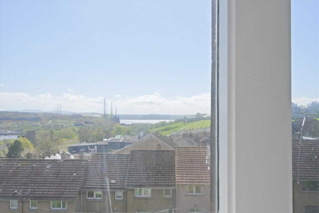 Property photo 2 of 12 Aspect