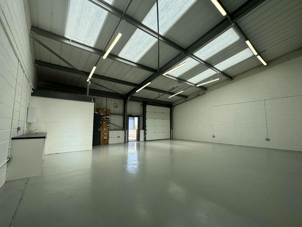 Property photo 3 of 7 Internal 2.Jpg