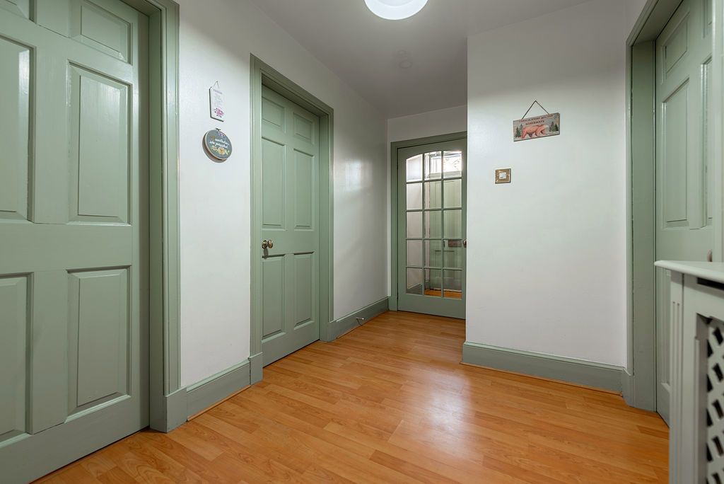 Property photo 3 of 17 Hallway