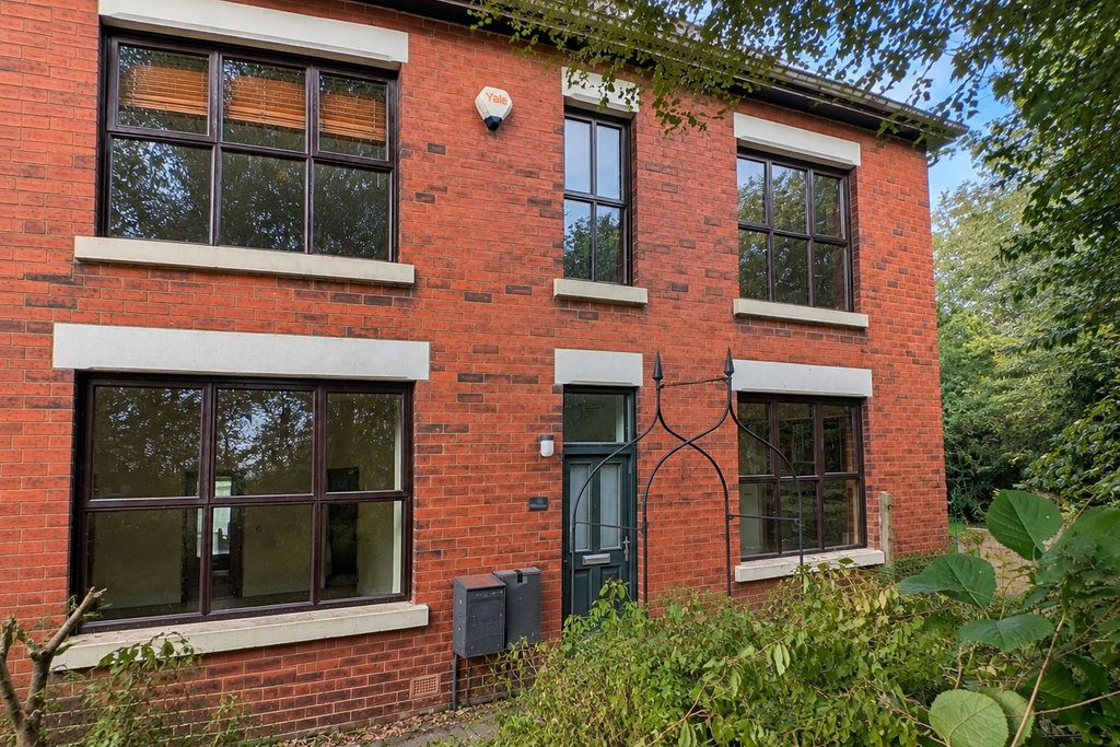 Property photo 1 of 35 5547122