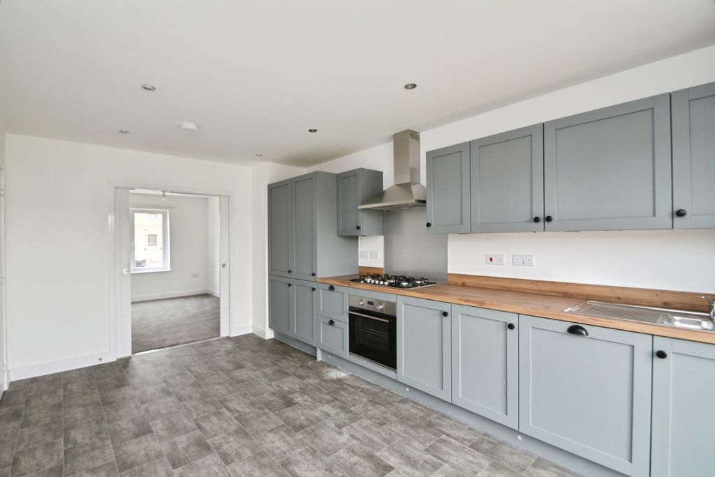 Property photo 2 of 16 Pbox-Img.Jpg