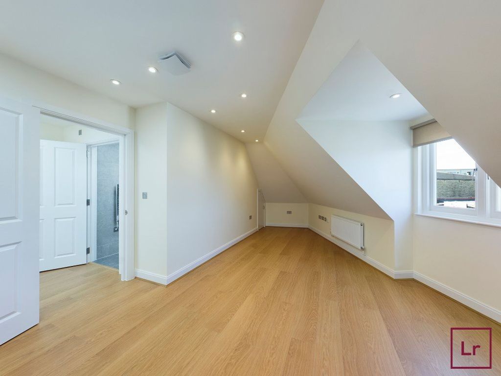 Property photo 2 of 5 Picture No. 05