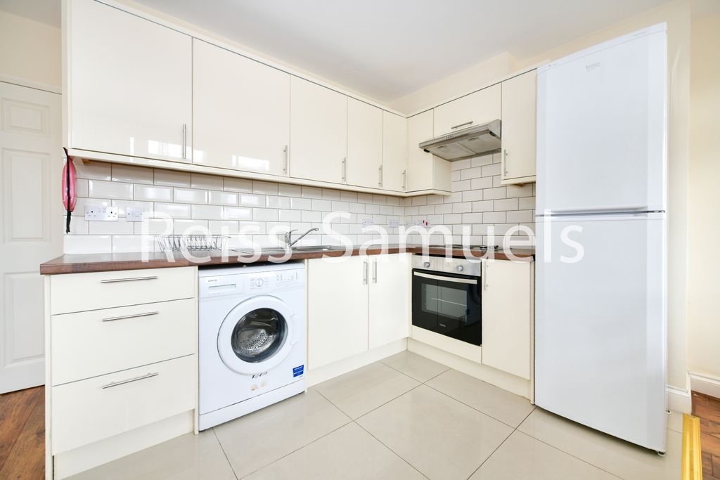 Property photo 1 of 27