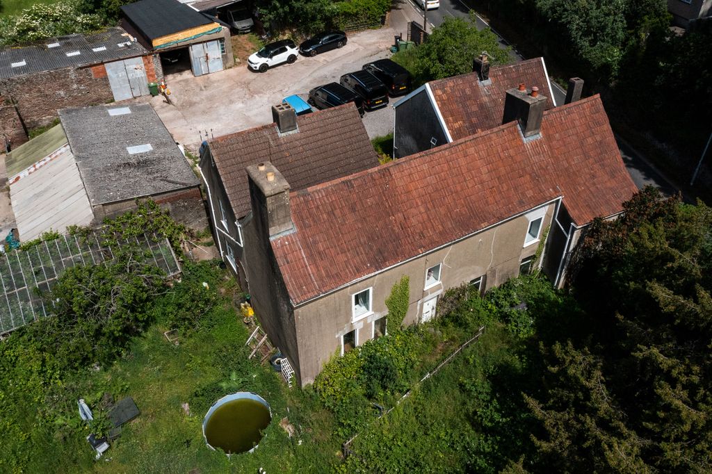 Property photo 2 of 33 Dji_0963