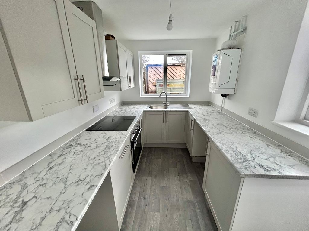 Property photo 2 of 15 Image