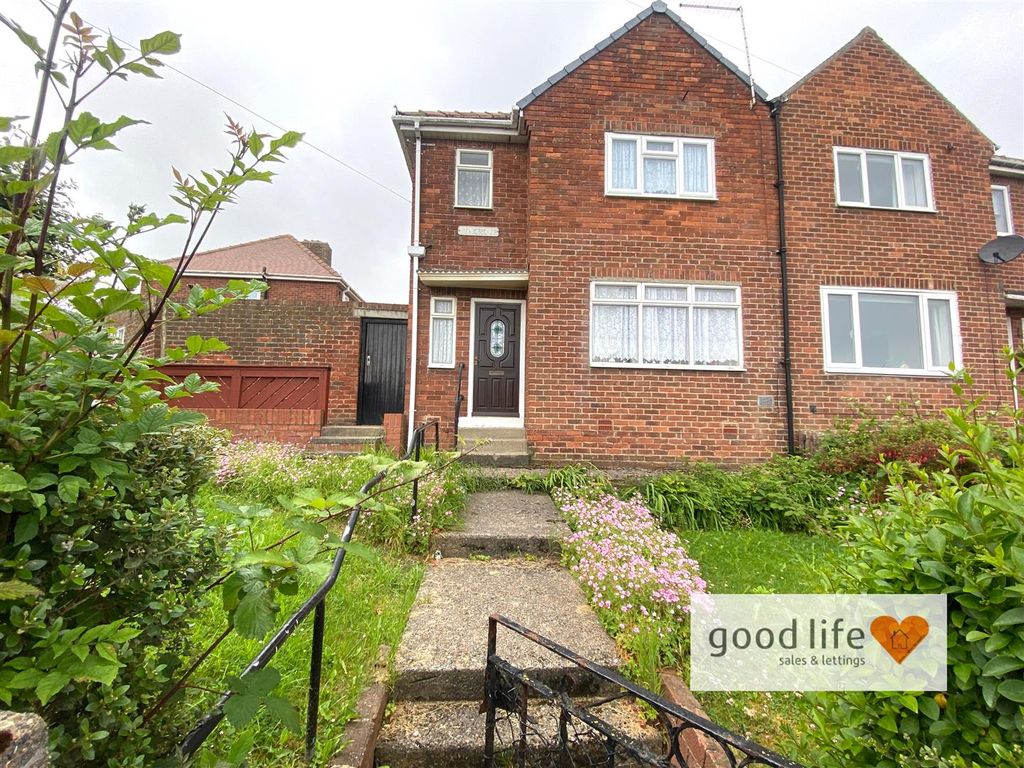 Property photo 1 of 17 20260606_100437527_Ios32 Lyngrove.Jpg