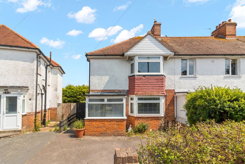 Property photo 1 of 31