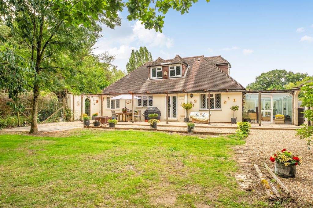 Property photo 3 of 18