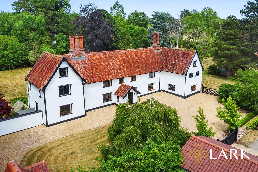 Property photo 1 of 18 Pt-Lark-Greenhall-10