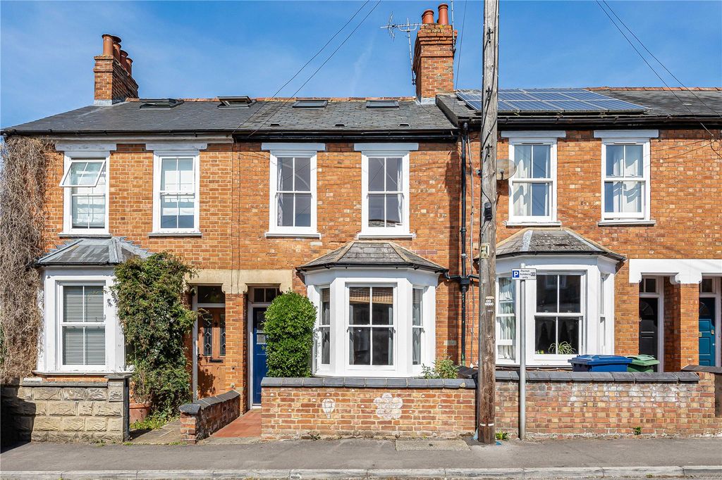 Property photo 1 of 29 Picture No. 17