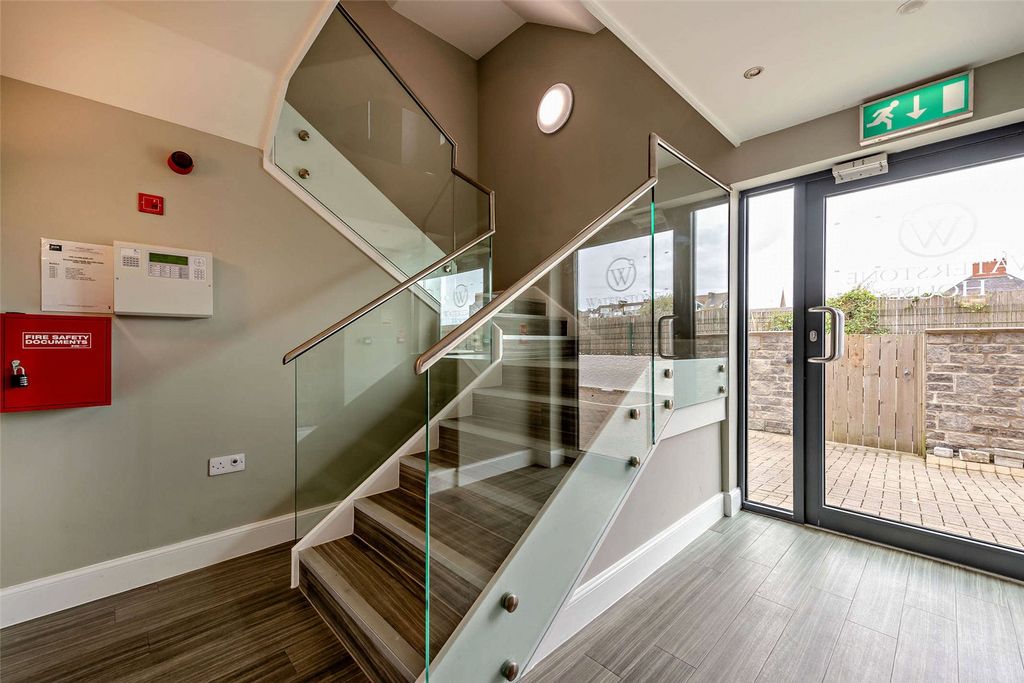 Additional image 7 of 2 bed flat for saleBattery Road, Tenby, Pembrokeshire SA70
