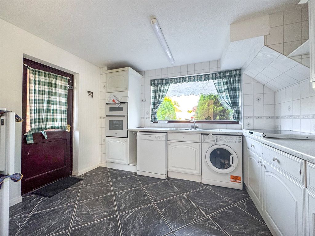 Property photo 2 of 11 Picture No. 09