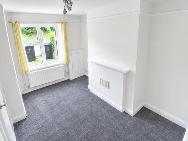 Property photo 3 of 9 Bedroom 1
