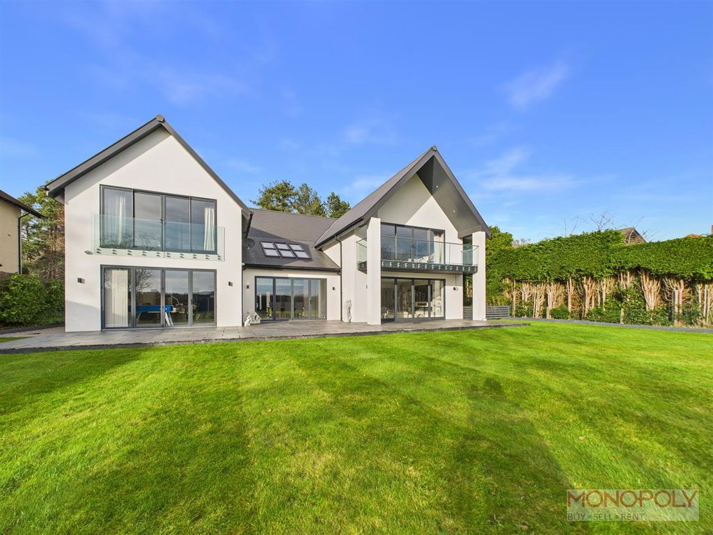 Property photo 1 of 54 Cam03815G0-Pr0386-Still106.Jpg