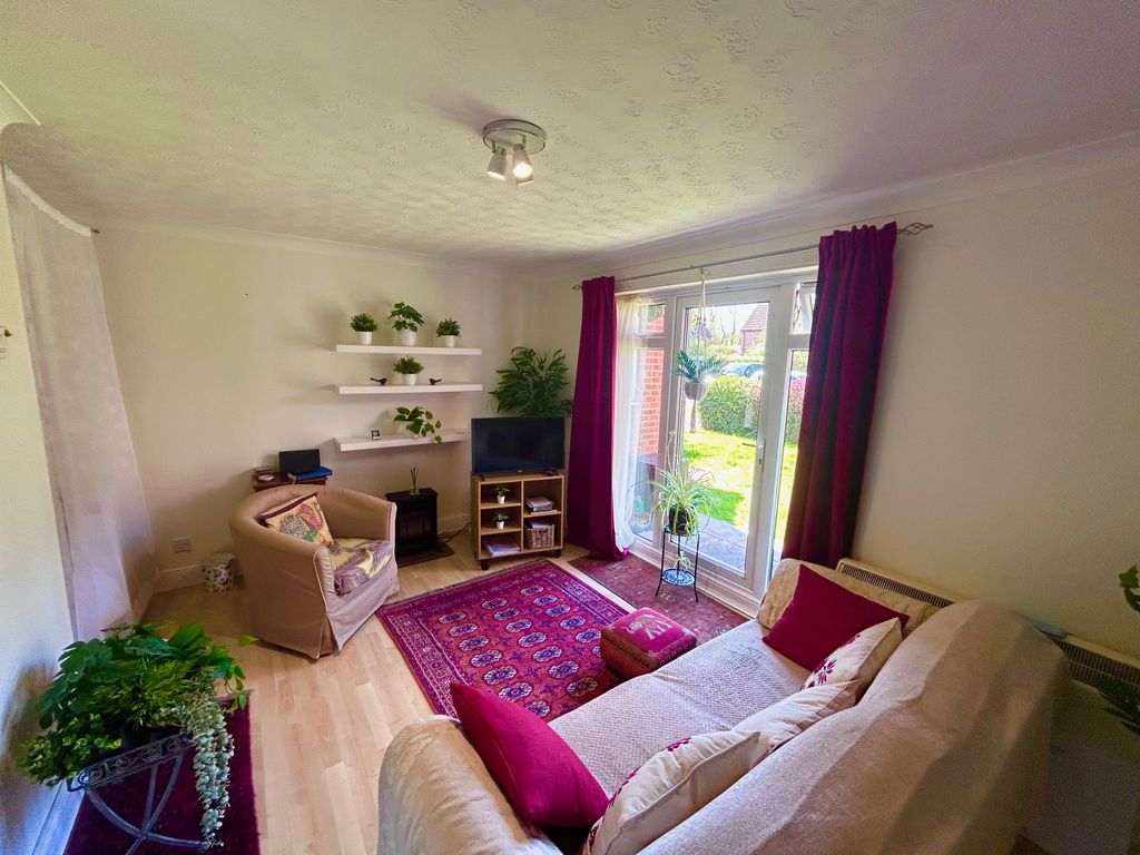 Property photo 3 of 5