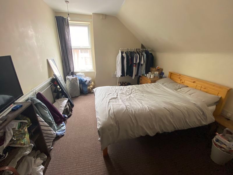 Property photo 1 of 9 Photo 18
