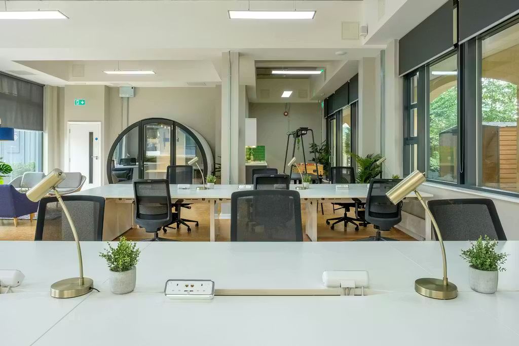 Property photo 3 of 13 Office