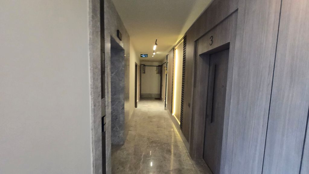 Property photo 3 of 20 Antalya Apartments For Sale In Altintas, Aksu - Communal Corridor And Elevatorsr