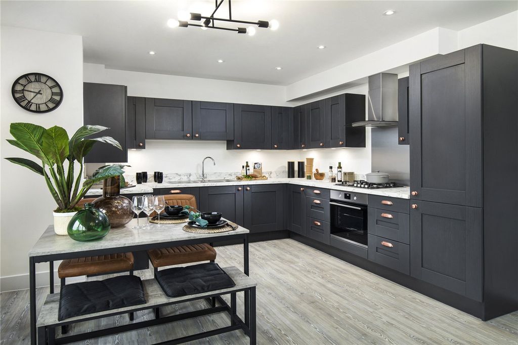 Property photo 2 of 7 Kitchen/Dining