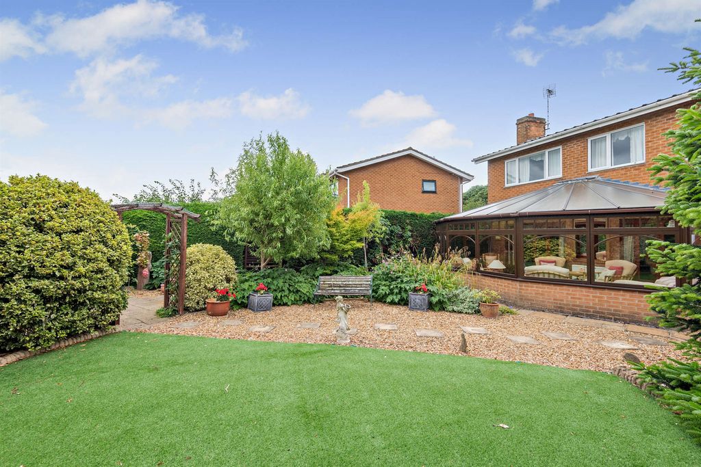 Property photo 3 of 14