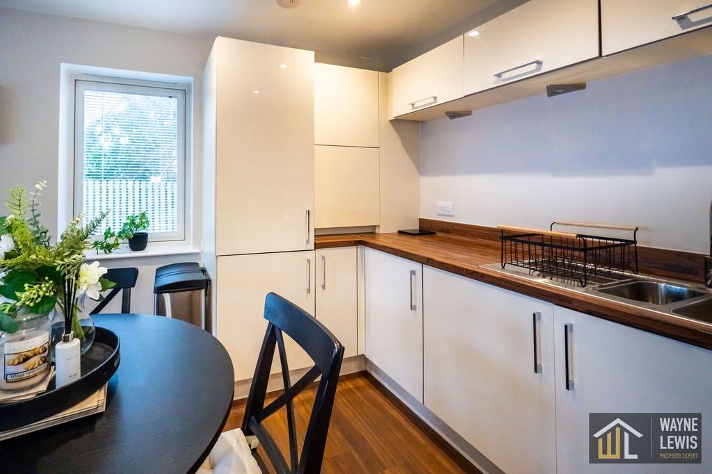 Additional image 13 of 2 bed flat for saleTrem Elai, Penarth CF64