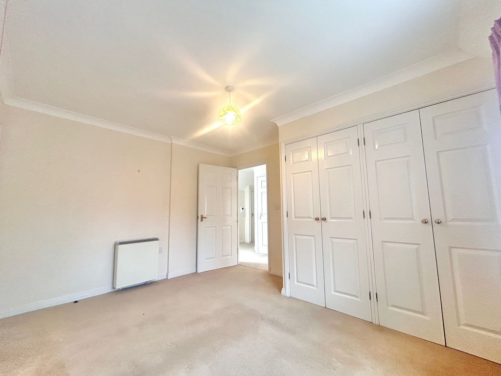 Additional image 13 of 2 bed flat for saleBickerley Road, Ringwood BH24