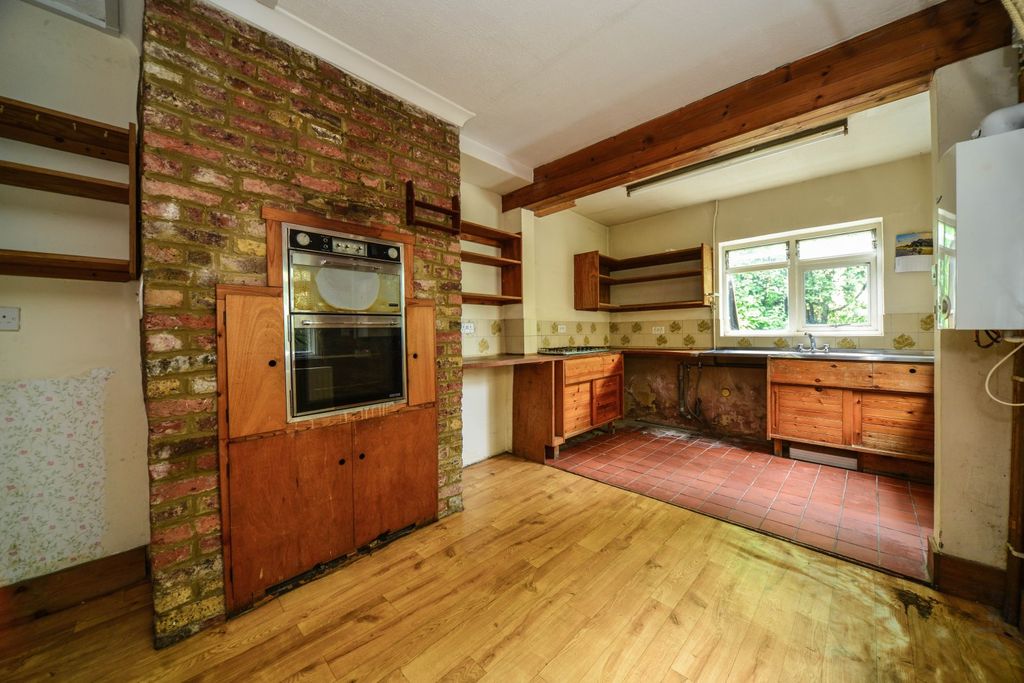 Property photo 2 of 15 Picture No. 05