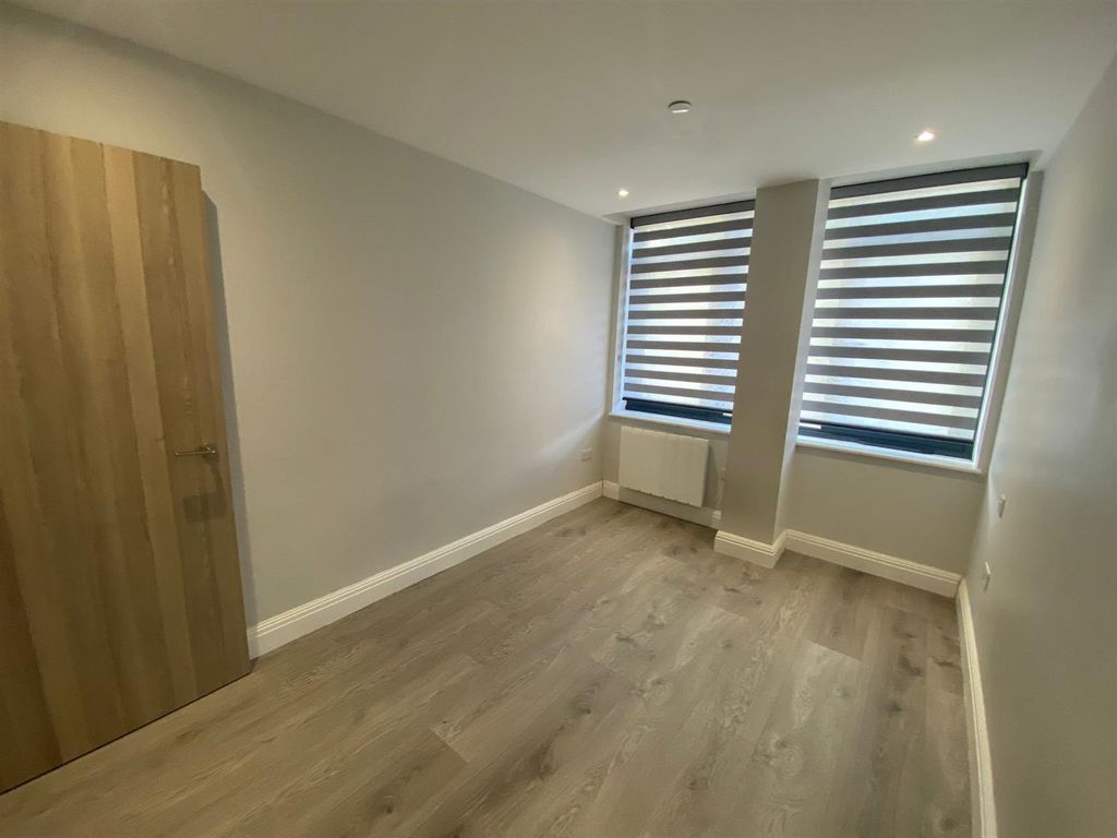 Property photo 3 of 7 -A_Bpi1x0Uciptia3Cxviq.Jpg