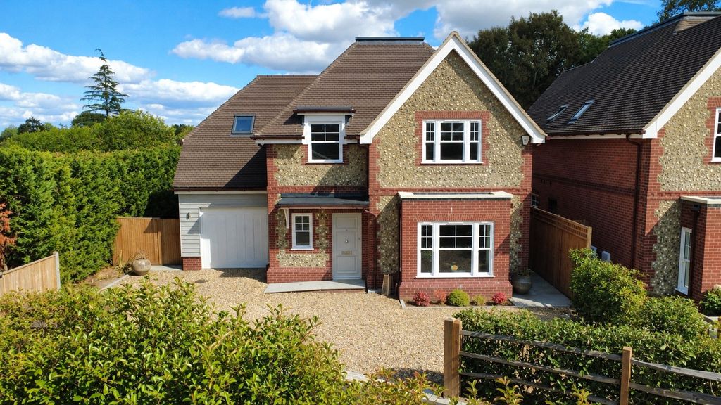 Property photo 1 of 17 Picture No. 31