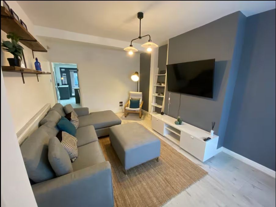 Property photo 2 of 19
