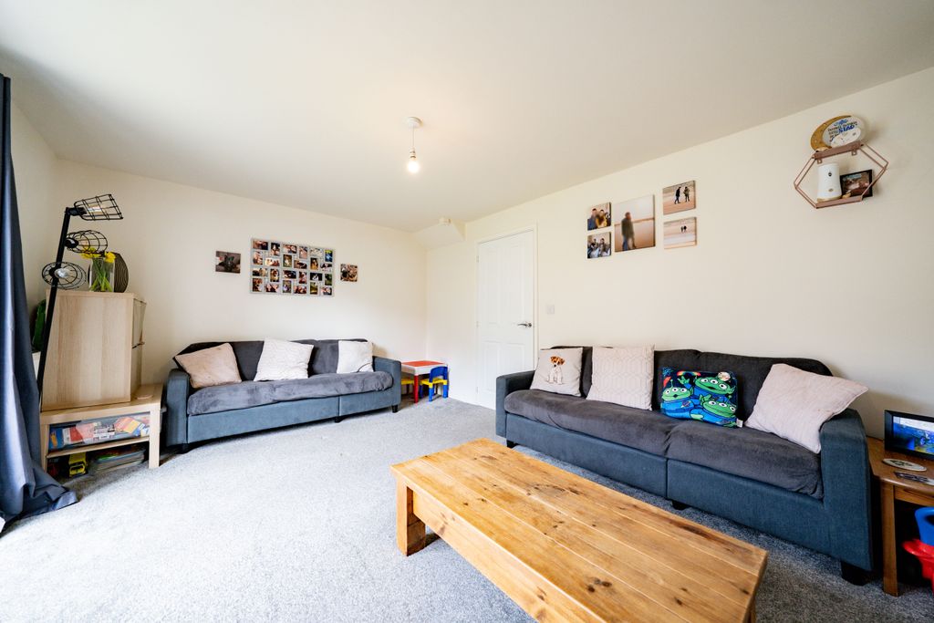 Property photo 3 of 19 Dsc01661