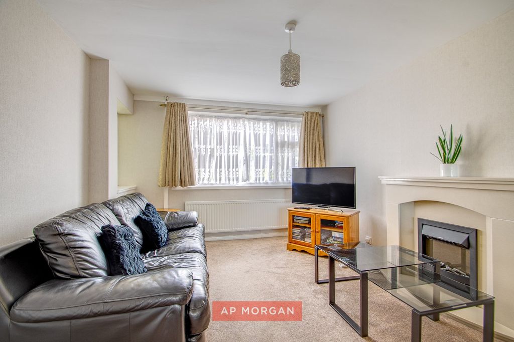 Property photo 2 of 10 Picture No. 03
