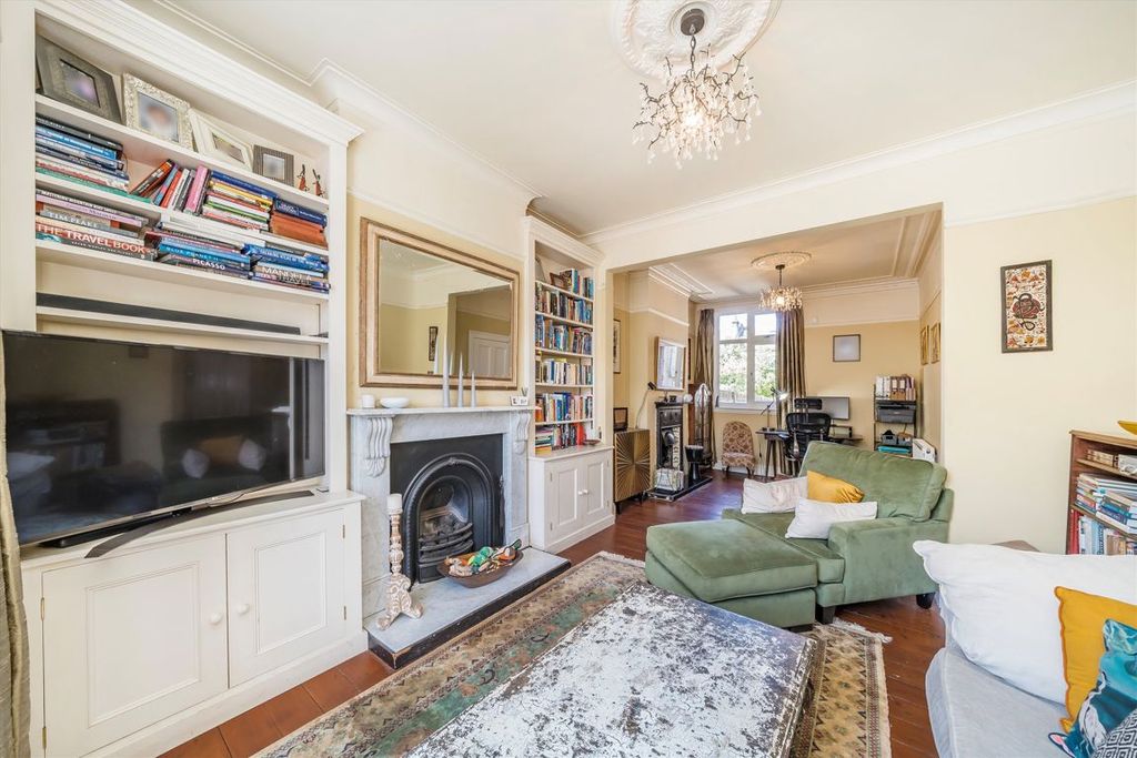Property photo 2 of 13