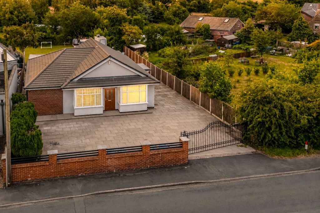 Property photo 2 of 46