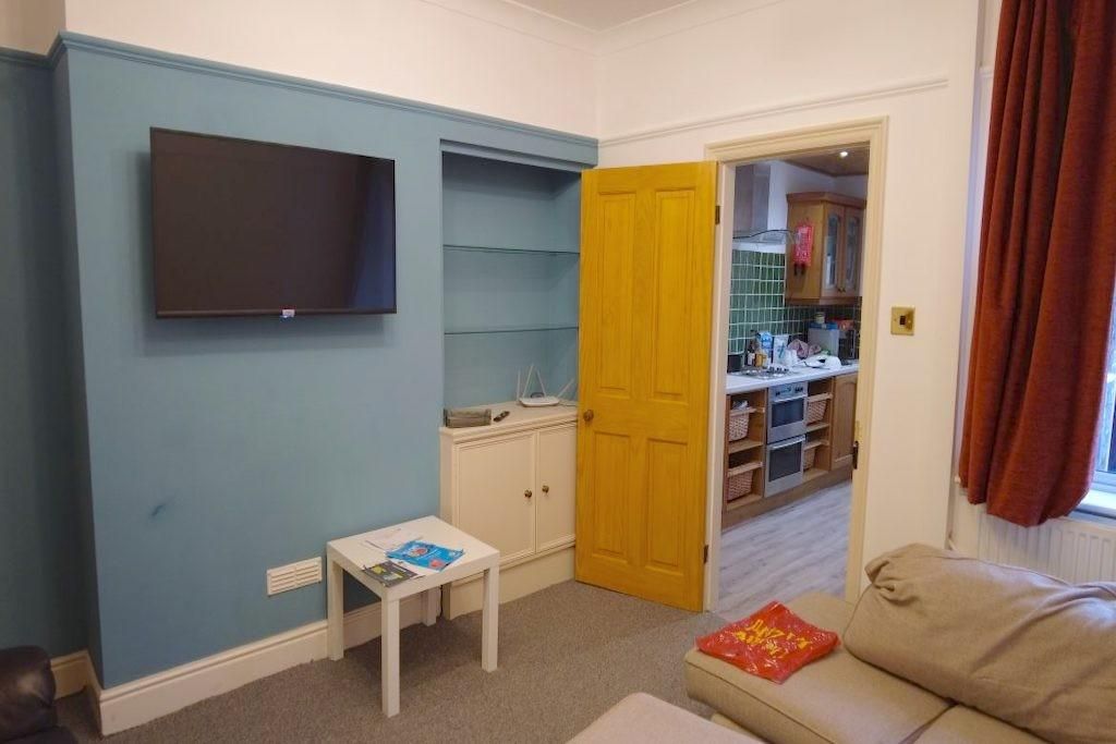 Property photo 2 of 5