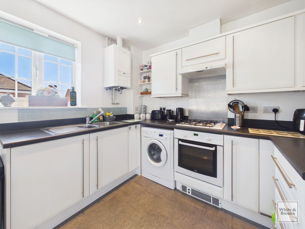 Property photo 3 of 15