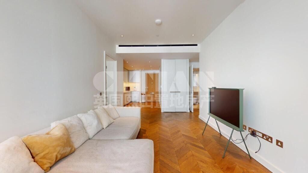 Property photo 3 of 23