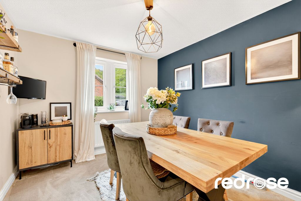 Property photo 3 of 27 Web_20 Wardle Ct-10-2500Px