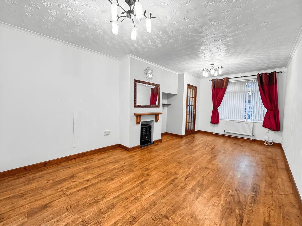 Property photo 3 of 11 Image